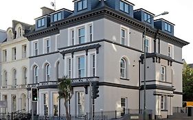 Austens Apartments